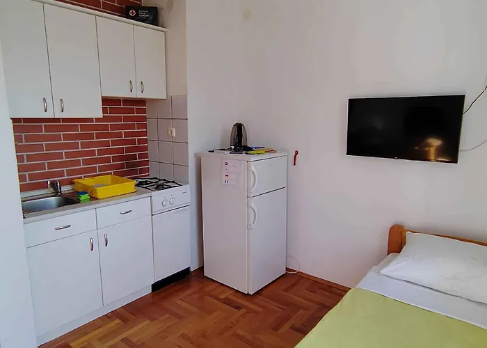 Apartment One-bedroom Near Sea 6 Šilo