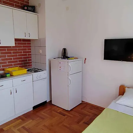 Apartment One-bedroom Near Sea 6 Šilo