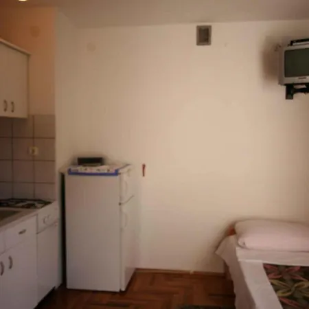 One-bedroom Near Sea 6